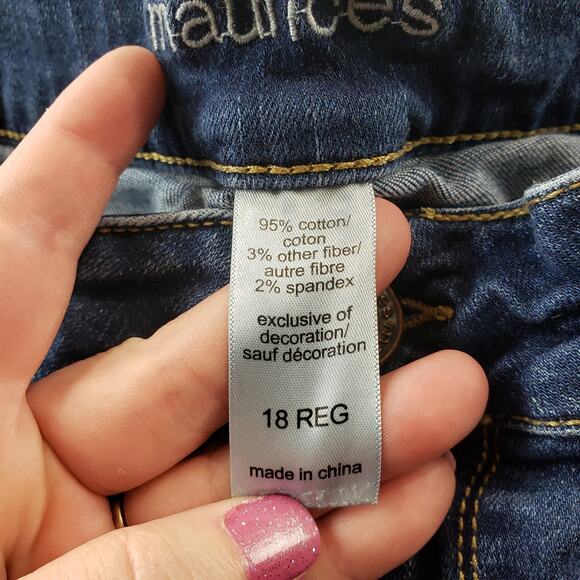 Maurices Jeans Women Plus 18 Regular Mid Rise Blue Skinny Jeans Outdoors 36x28.5 - Picture 11 of 13